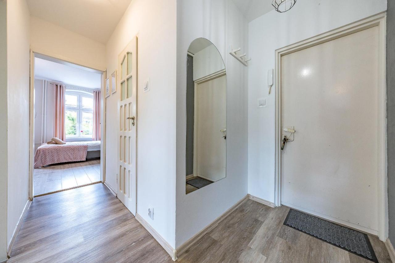 Przytulny Z 2 Sypialniami Na Starym Miescie/ 2bedrooms Old Town Apartment Gdansk